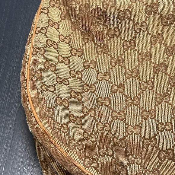 Gucci Monogram Hobo with hood and silver hardware - Picture 13 of 16